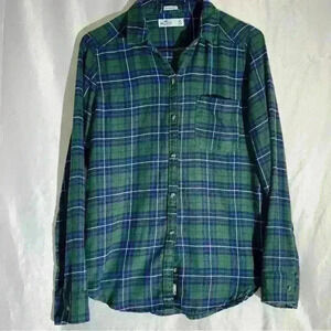 Hollister extra soft flannel size XS in blue/green plaid color. Great condition